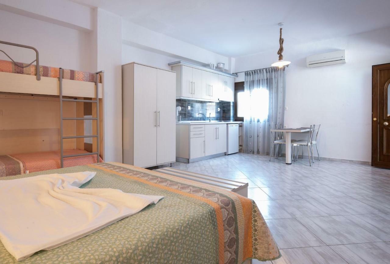 Nikola'S Apartments Toroni Buitenkant foto